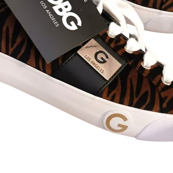 NEW! GUESS Tiger Animal Print Sneakers Womens 8 Brown Velour Avant Garde Glam - Picture 15 of 16